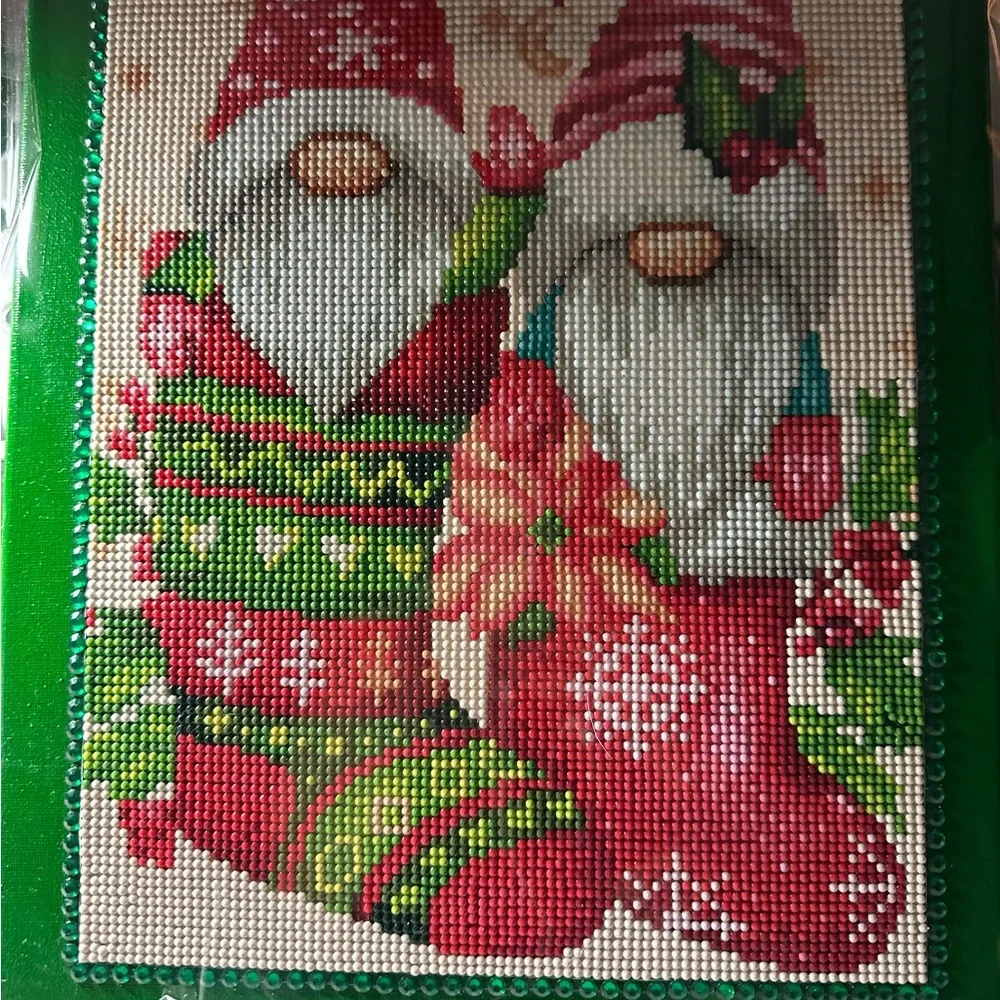 Holiday Gnome Diamond Painting